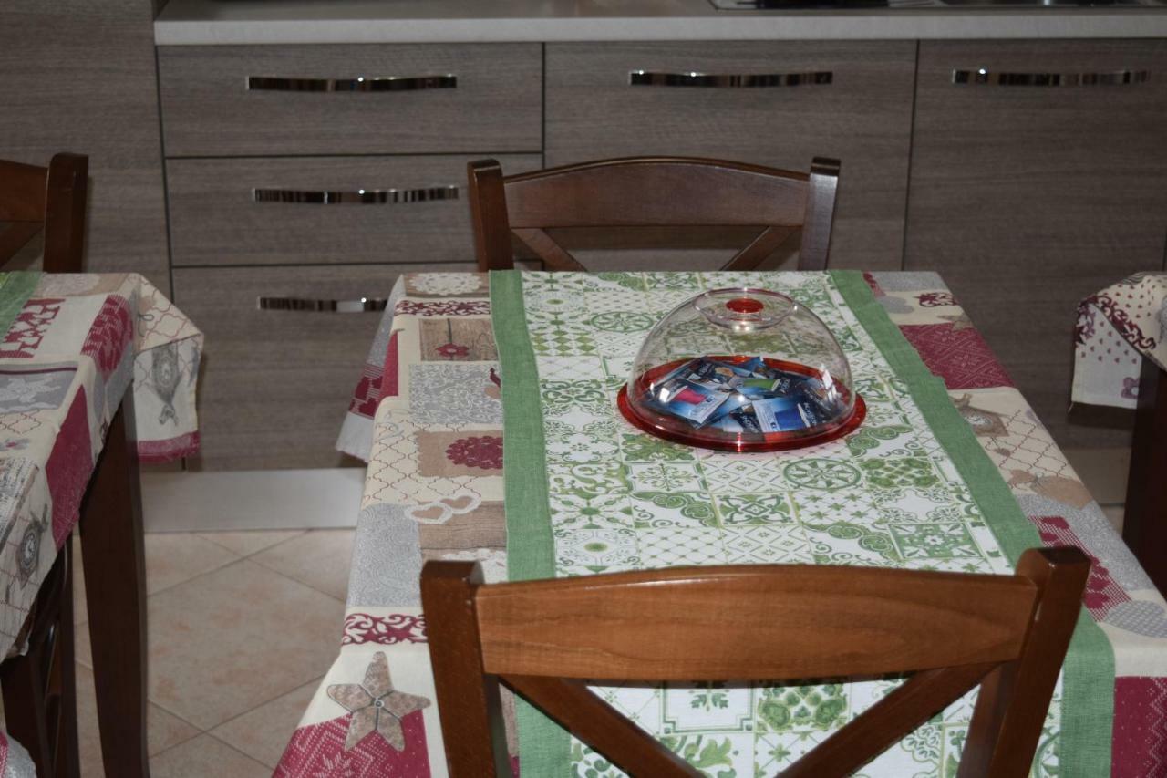 Bed and Breakfast Amici Di Hackert Caserta Exterior foto